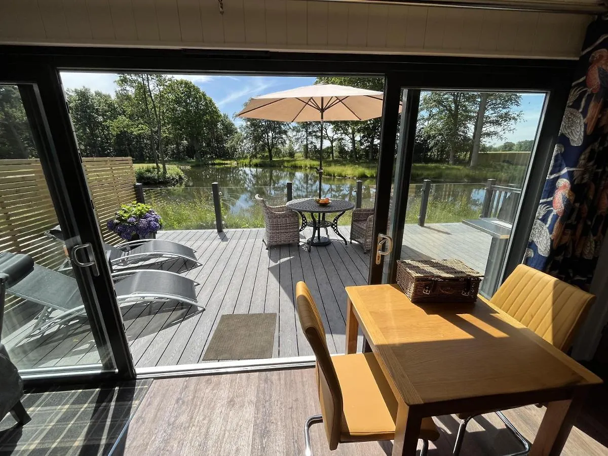 Cedar Boutique Lodge-Dog Fishing And Spa Access York