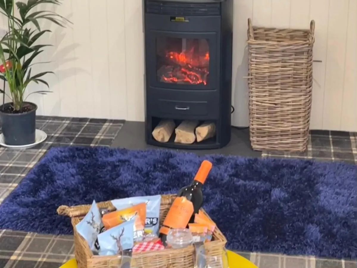 Cedar Boutique Lodge-Dog Fishing And Spa Access York Holiday home